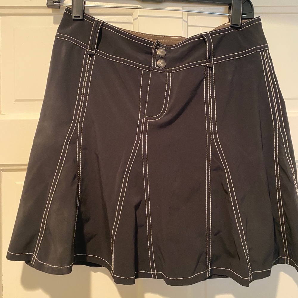 Athleta Skort. Size 2. Black w/ white trim.